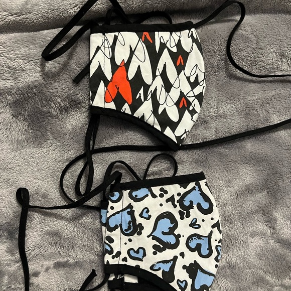 Brighton sweethearts masks (2) W/ Disposable Filter Slot - Picture 3 of 3